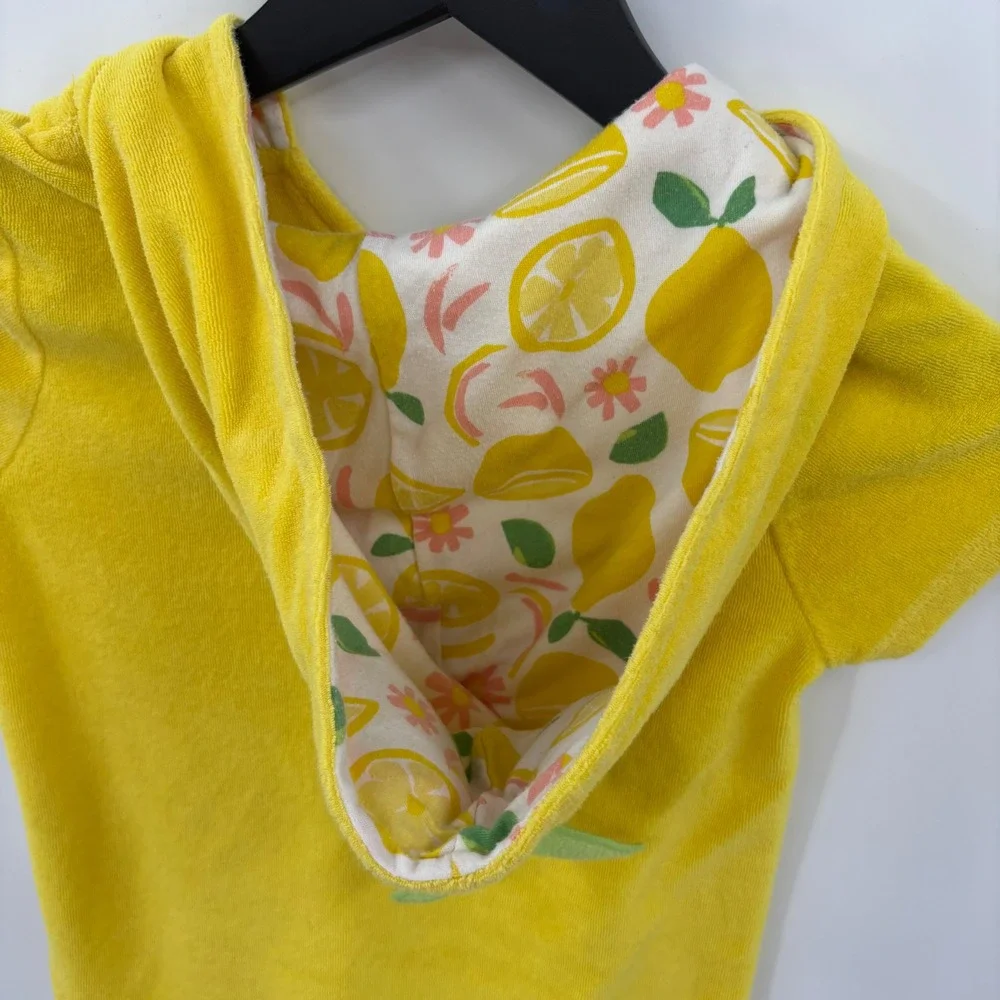 The Childrens Place Hooded Terry Top Kids 5T Yellow Lemon Heart Sunglasses Beach